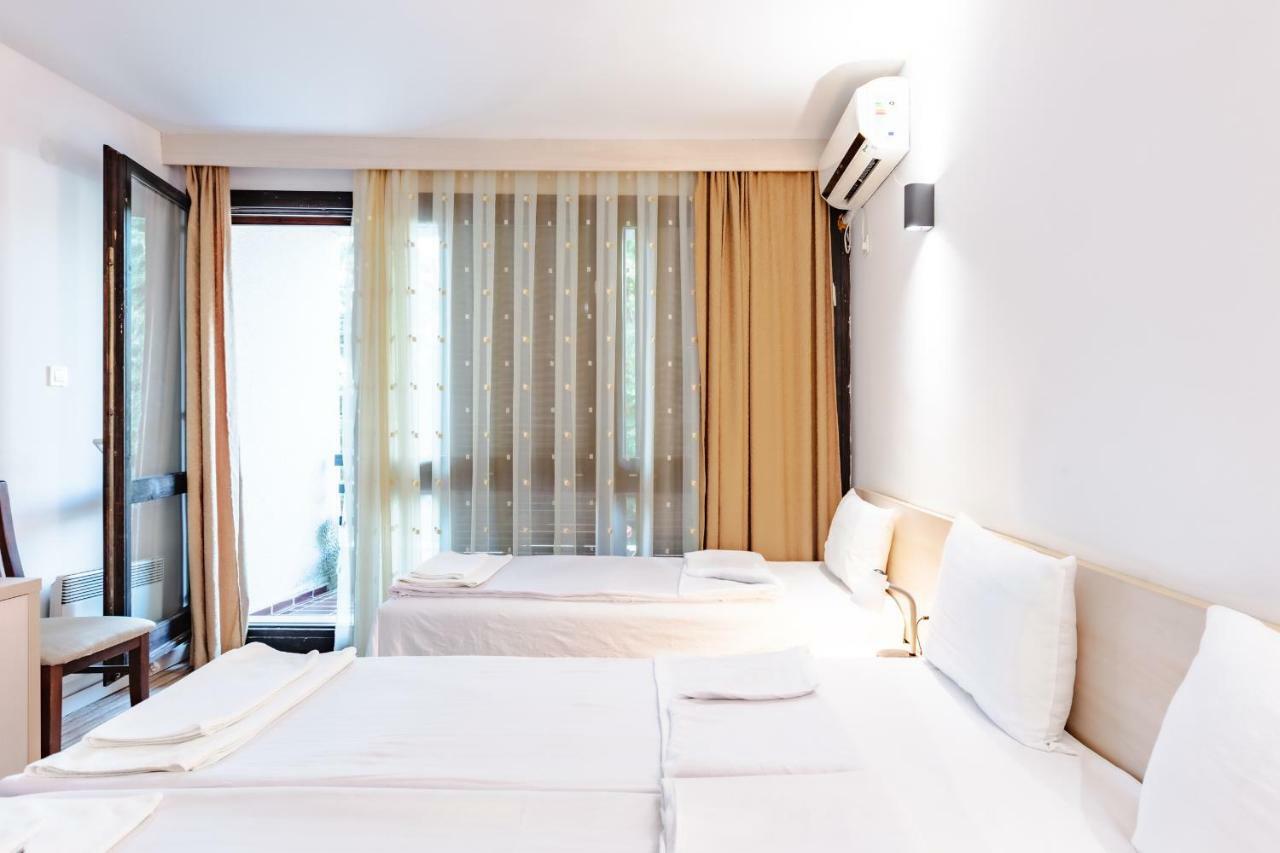 Hotel Pela Охрид Экстерьер фото