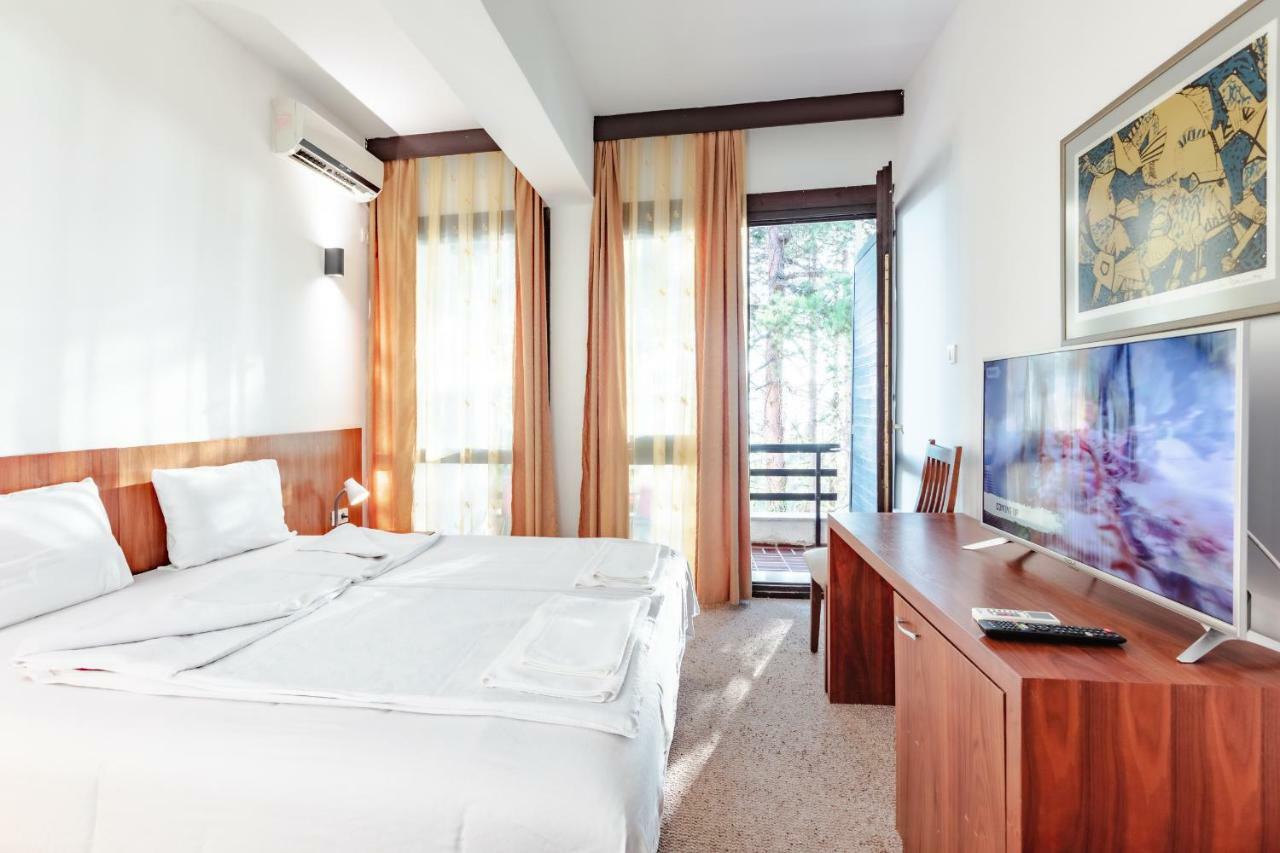 Hotel Pela Охрид Экстерьер фото